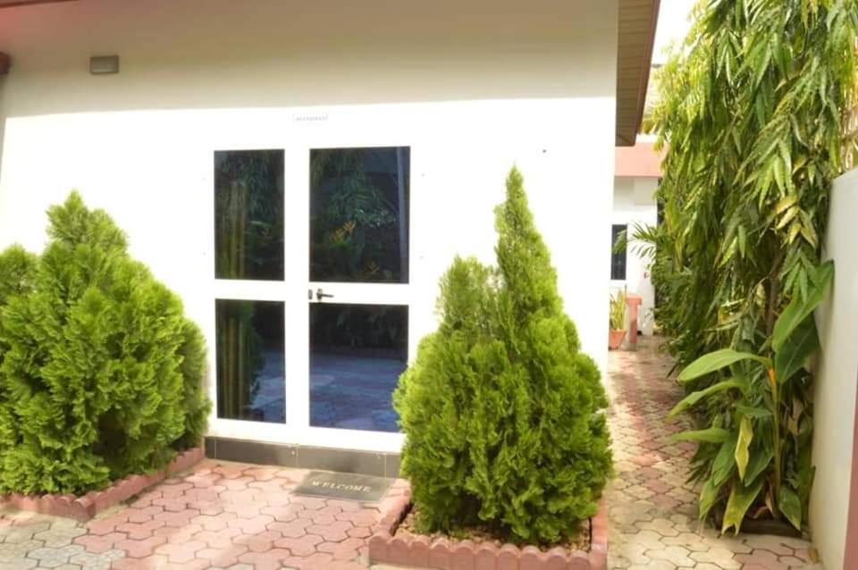 Residence Ivoire Cotonou Exteriör bild